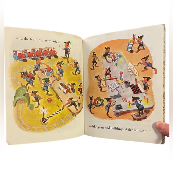 Disney’s A Little Golden Book Santa’s Toy Shop children’s book vintage - Picture 3 of 6
